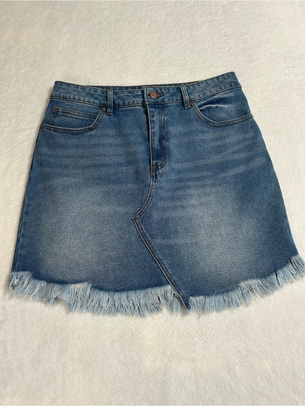 Versona Denim Fringe Hem Mini
Skirt Size 10 - Picture 3 of 7